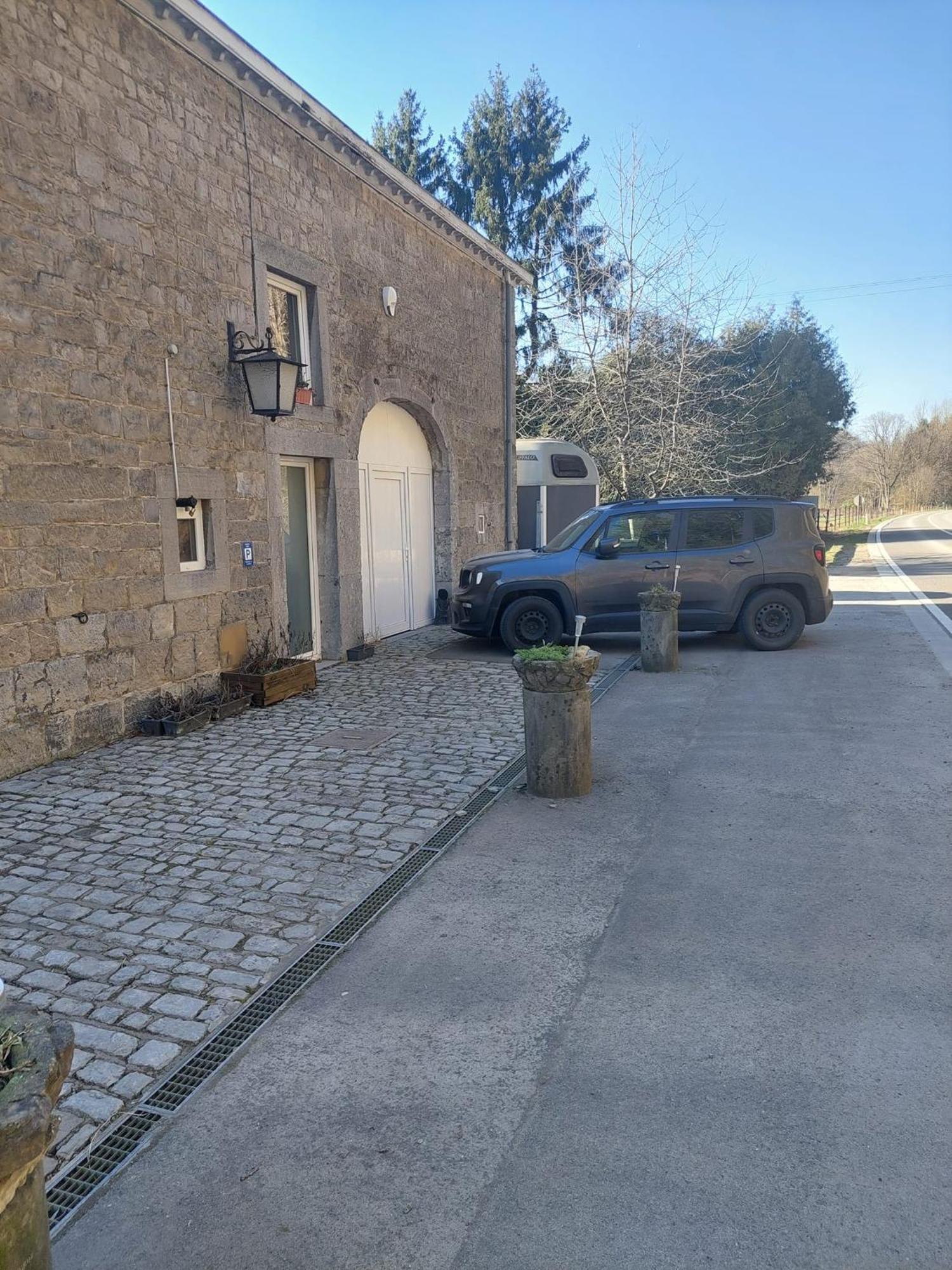 Au Doux Chardon Bed & Breakfast Durbuy Exterior photo